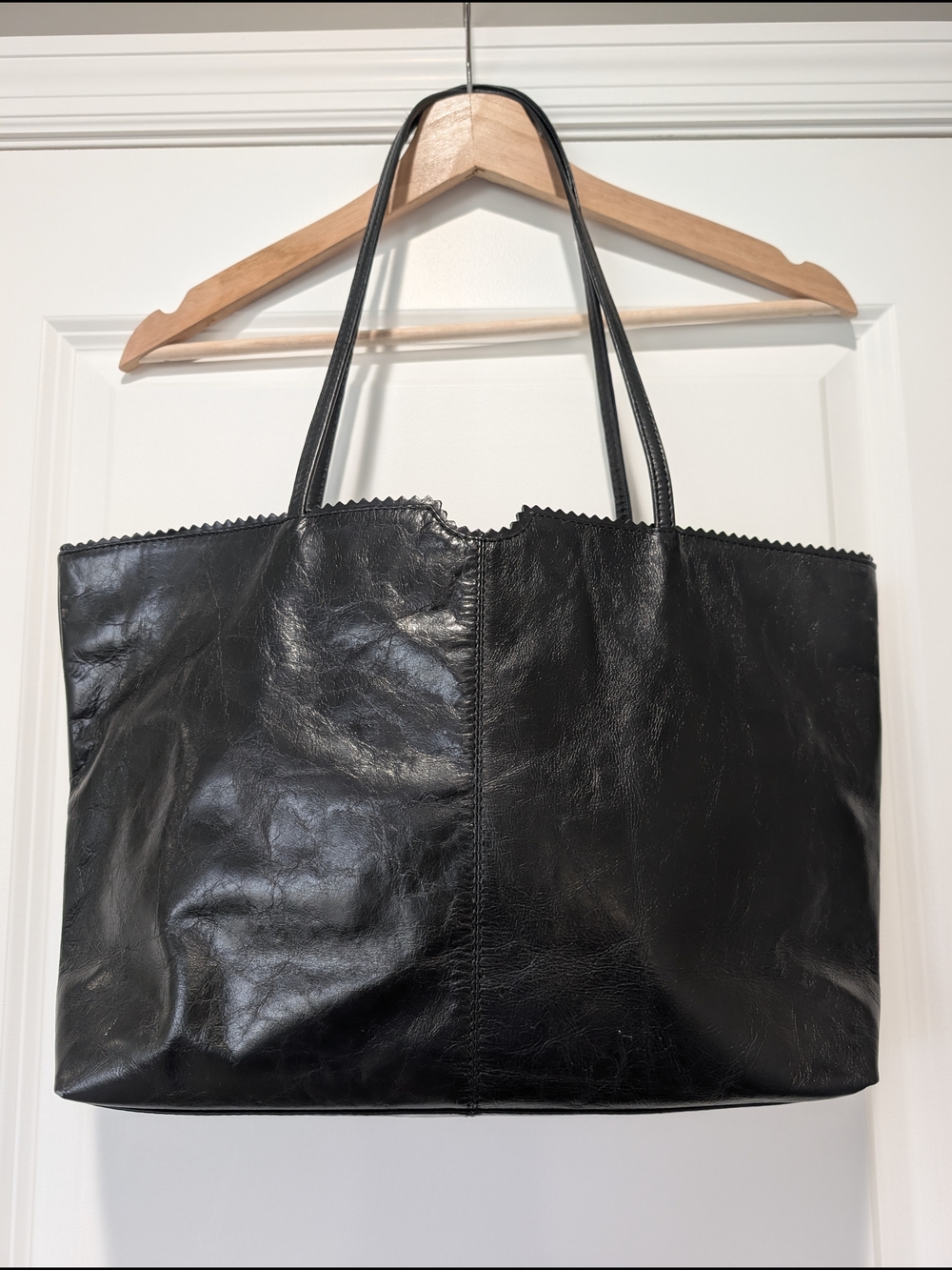 Latico Black Leather Large Abigail Tote Bag Pinked Zig Zag Edge 17" Wide